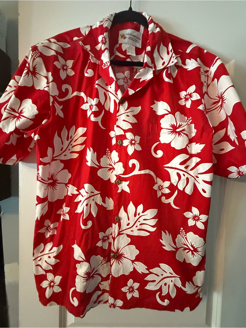 Men Red & White Hawaiian Print Short-Sleeve Shirt